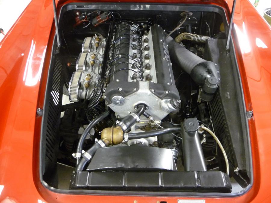  Maserati 3500 GT Coupe 1960 года  (фото 7 из 16)